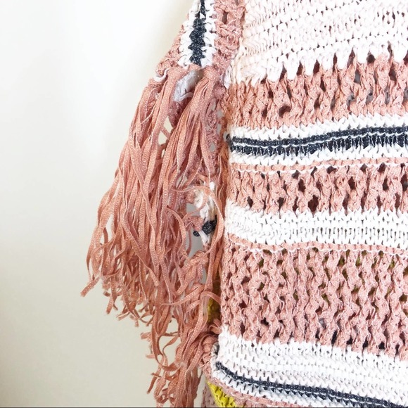 Jessica Simpson Aztec Knit Fringe Tassel Sweater Pink Yellow Women's Size Small - Picture 4 of 7